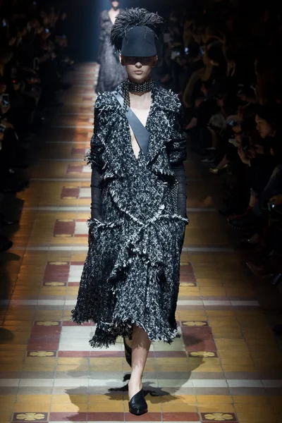 Look 6